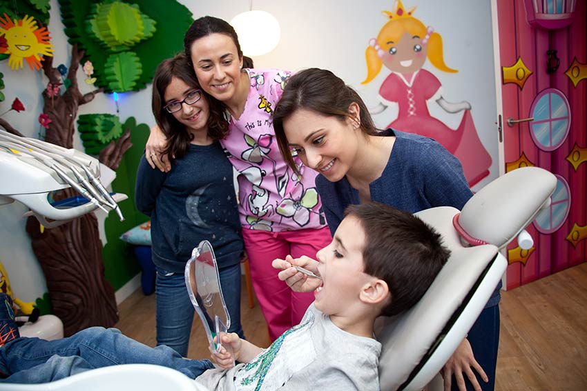 Visita de los niños al ortodoncista